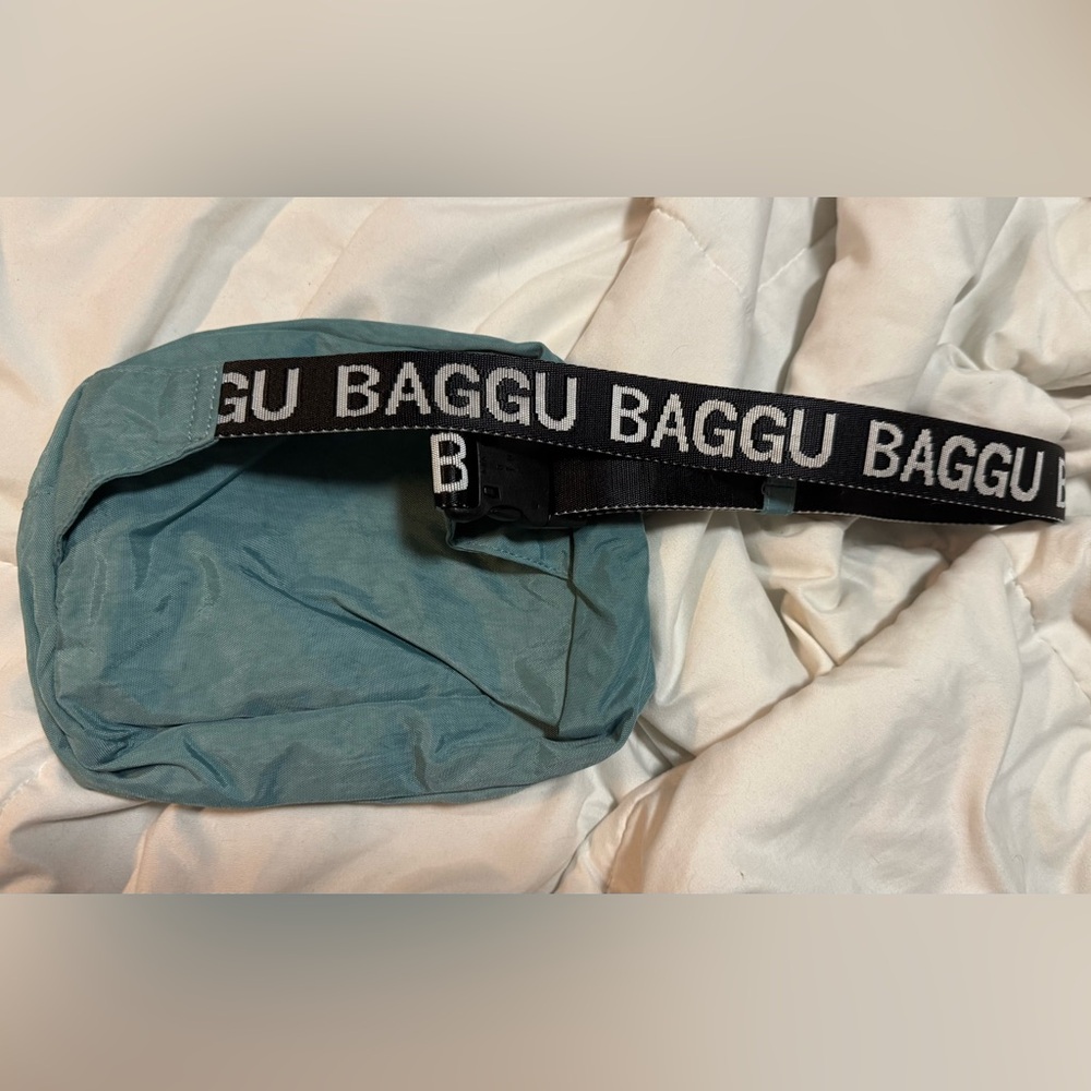 Baggu OG Teal Fanny NWT - Picture 4 of 4